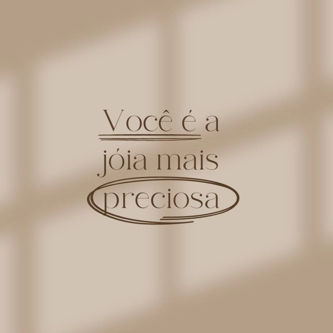 Peça Jenny Semijoias em destaque